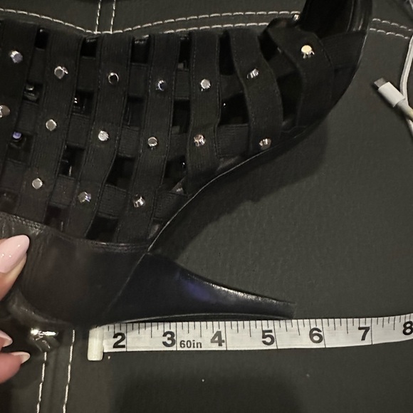 Ladies Black Michael Kors strappy shoes Size 8.5 - Picture 3 of 3